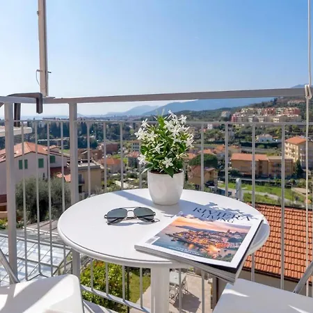 Casa Felice - Ginestra * Pietra Ligure