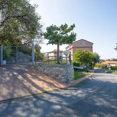 Apartment Casa Felice - Ginestra