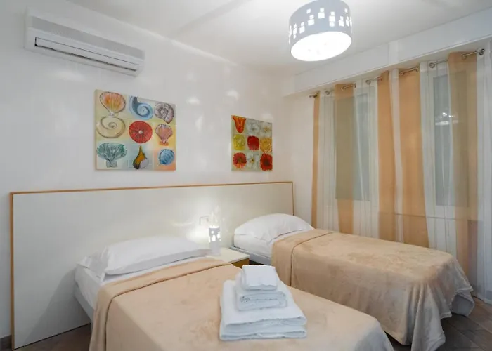 Casa Felice - Ginestra Pietra Ligure